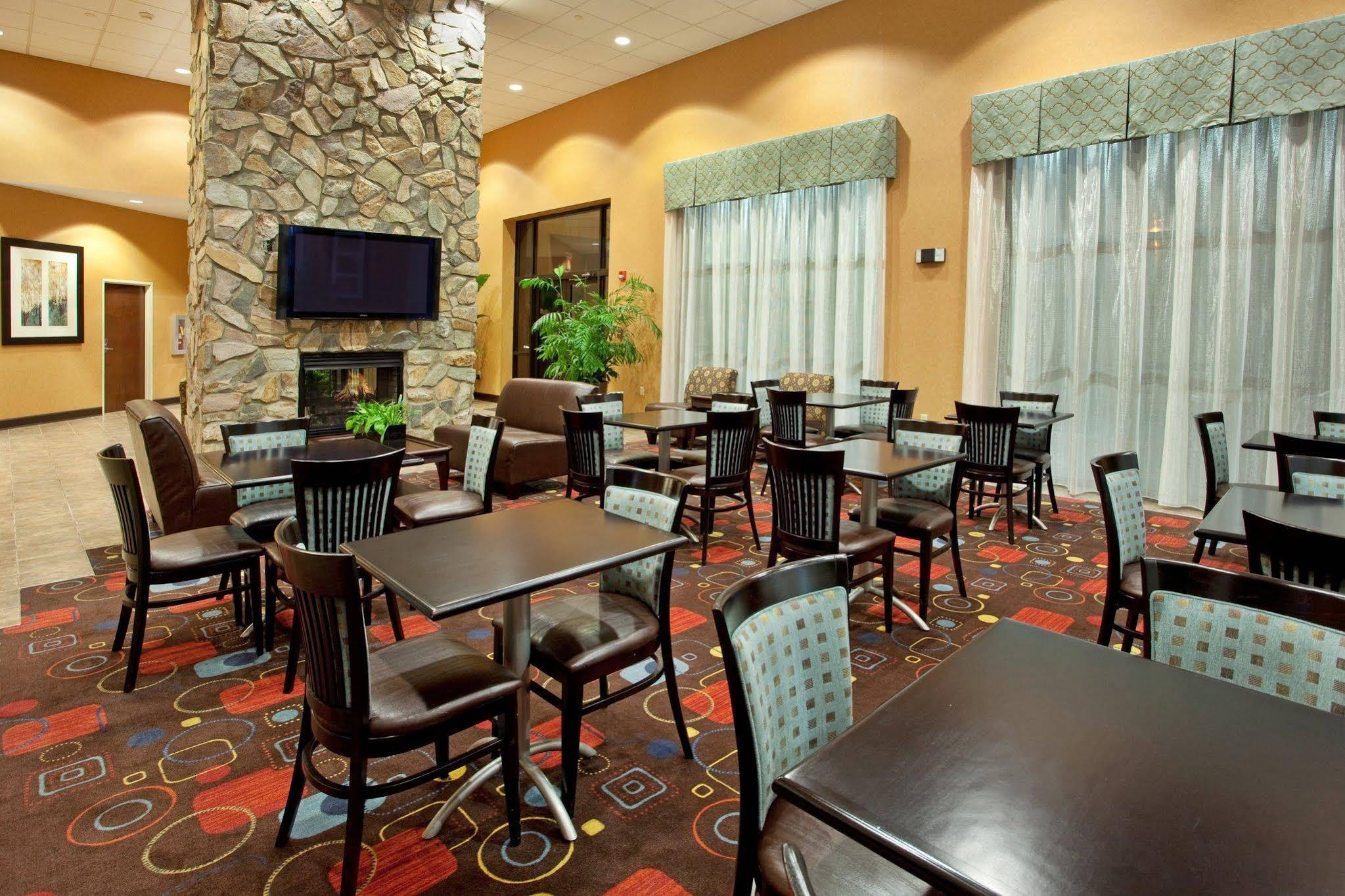 Fairfield Inn & Suites Columbia Downtown Екстериор снимка